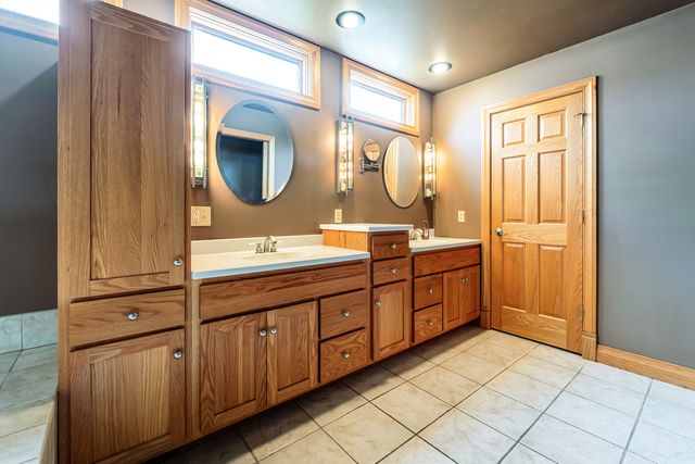 410 W Sangamon Street, Fisher, IL 61843