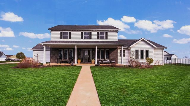 410 W Sangamon Street, Fisher, IL 61843