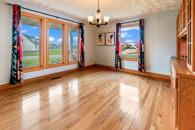 410 W Sangamon Street, Fisher, IL 61843