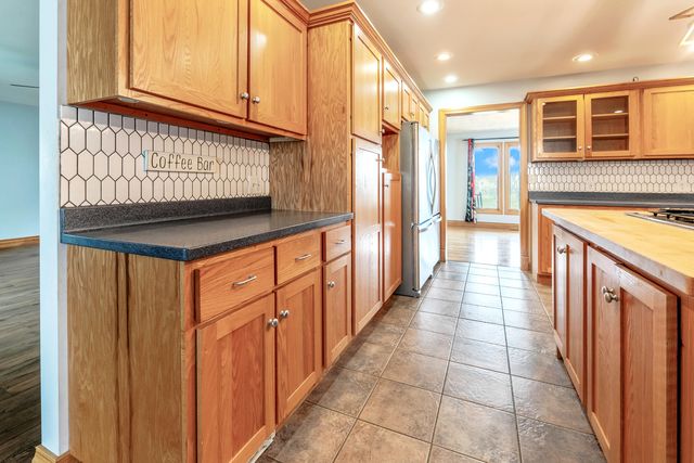 410 W Sangamon Street, Fisher, IL 61843