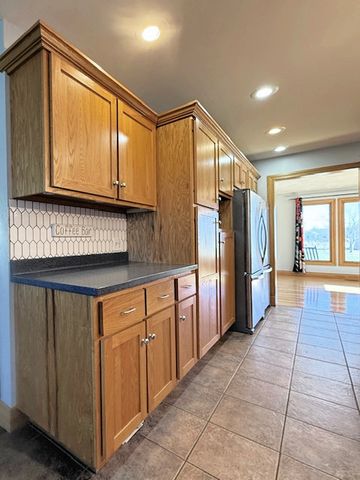 410 W Sangamon Street, Fisher, IL 61843