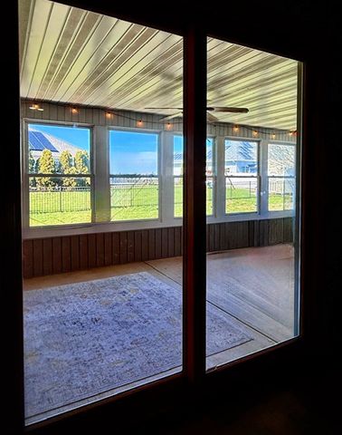 410 W Sangamon Street, Fisher, IL 61843