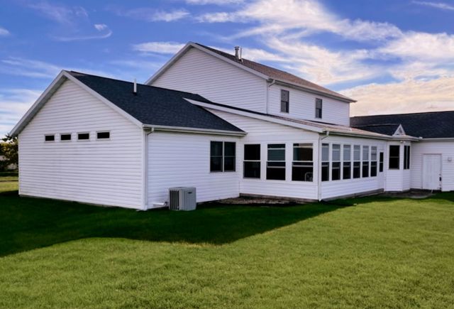 410 W Sangamon Street, Fisher, IL 61843