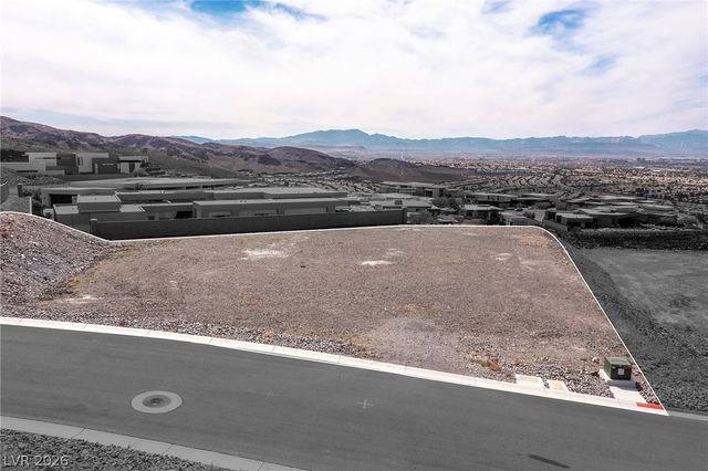 681 Dragon Point Drive, Henderson, NV 89012