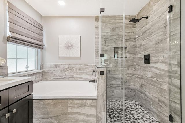 1702 Pinnacle Drive, Houston, TX 77339