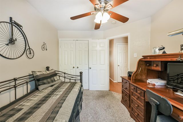 1702 Pinnacle Drive, Houston, TX 77339