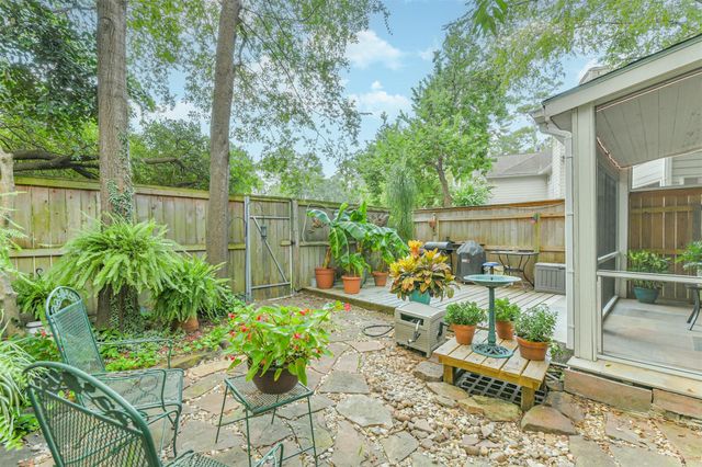1702 Pinnacle Drive, Houston, TX 77339