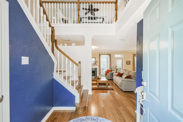 1702 Pinnacle Drive, Houston, TX 77339