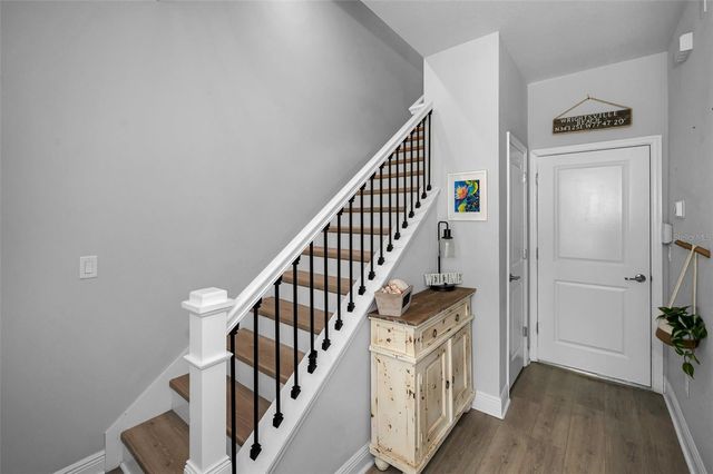 2458 MANGUM COURT, Sarasota, FL 34237