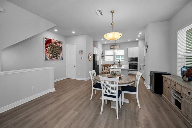 2458 MANGUM COURT, Sarasota, FL 34237