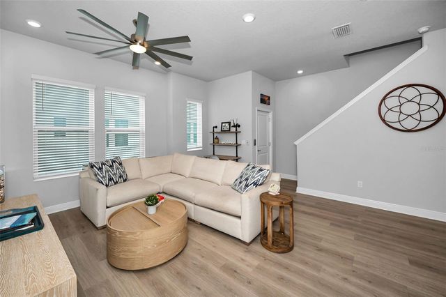 2458 MANGUM COURT, Sarasota, FL 34237
