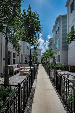 2458 MANGUM COURT, Sarasota, FL 34237