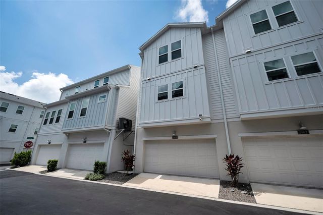 2458 MANGUM COURT, Sarasota, FL 34237