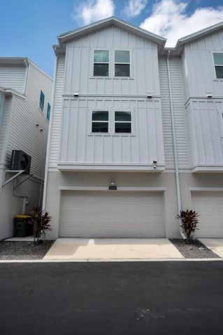 2458 MANGUM COURT, Sarasota, FL 34237
