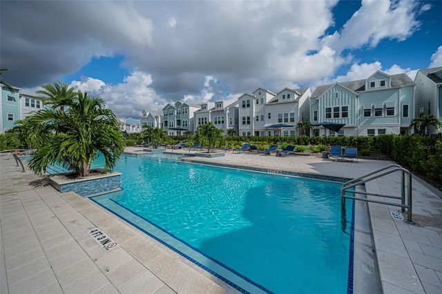 2458 MANGUM COURT, Sarasota, FL 34237
