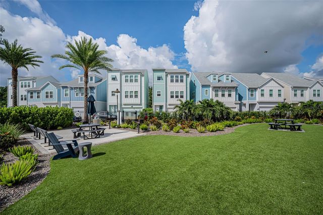 2458 MANGUM COURT, Sarasota, FL 34237