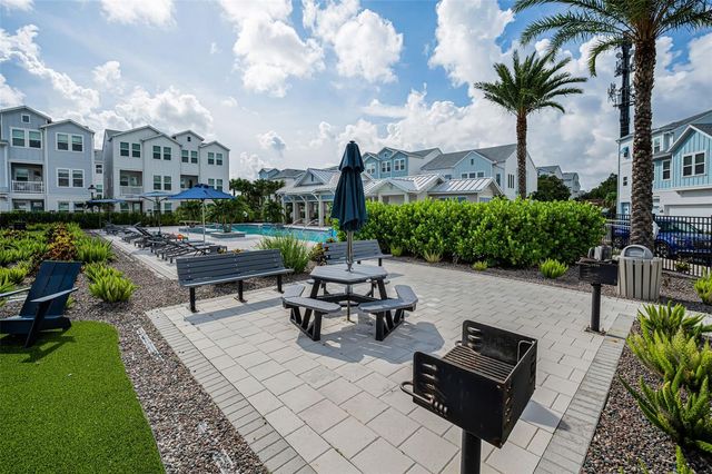 2458 MANGUM COURT, Sarasota, FL 34237