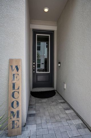 2458 MANGUM COURT, Sarasota, FL 34237