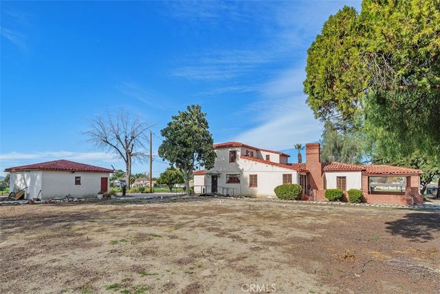 41699 Acacia Avenue, Hemet, CA 92544