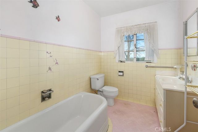 41699 Acacia Avenue, Hemet, CA 92544