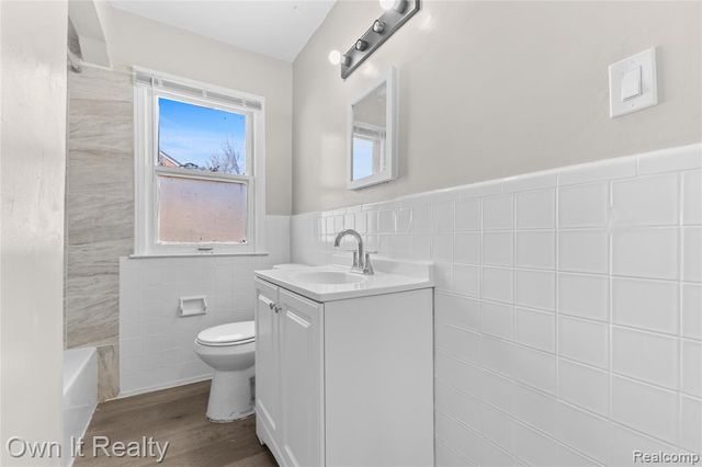 11658 Ashton Avenue, Detroit, MI 48228