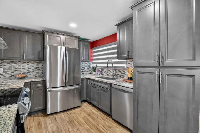 8765 Lake Murray 2, San Diego, CA 92119