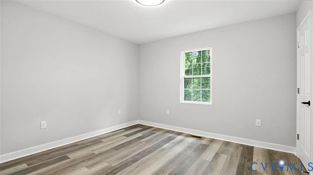 409 Mistletoe St, Petersburg, VA 23803