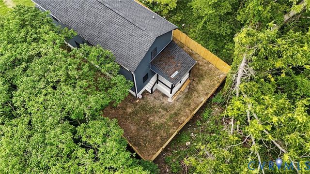 409 Mistletoe St, Petersburg, VA 23803