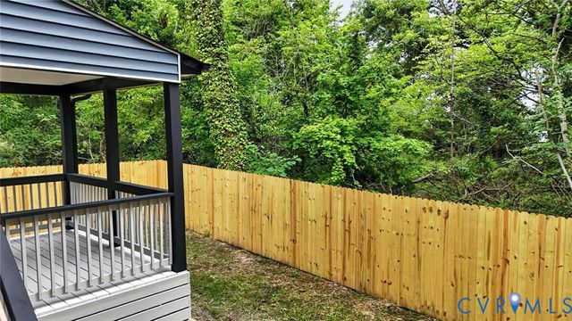 409 Mistletoe St, Petersburg, VA 23803