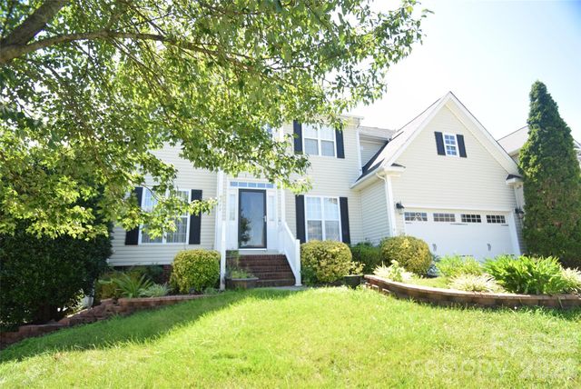 6629 Pattonsburg Drive, Charlotte, NC 28213