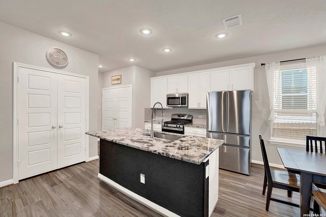 5119 Boiling Springs, Converse, TX 78109