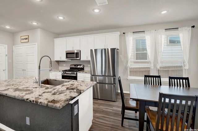 5119 Boiling Springs, Converse, TX 78109