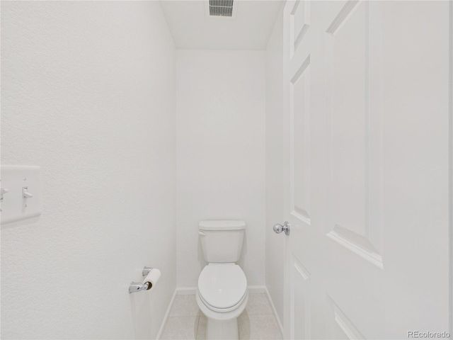 21646 E 59th Pl, Aurora, CO 80019