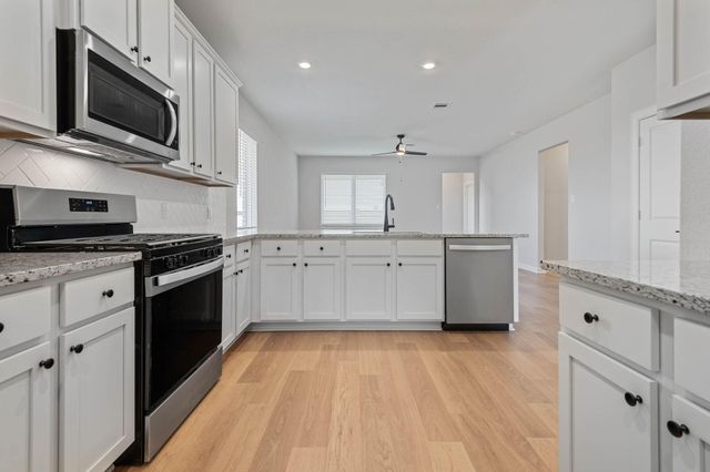 1119 Campside Drive, Beasley, TX 77417