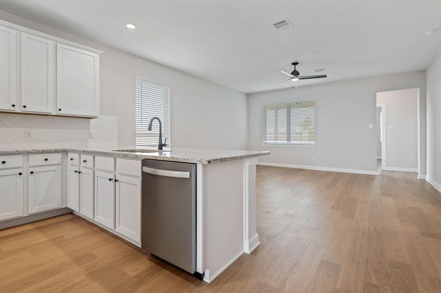 1119 Campside Drive, Beasley, TX 77417
