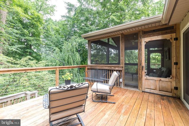 24 SPRINGTREE LN, Yardley, PA 19067