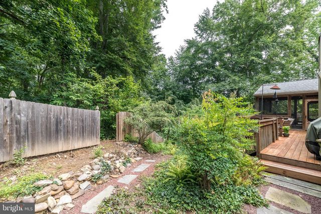 24 SPRINGTREE LN, Yardley, PA 19067