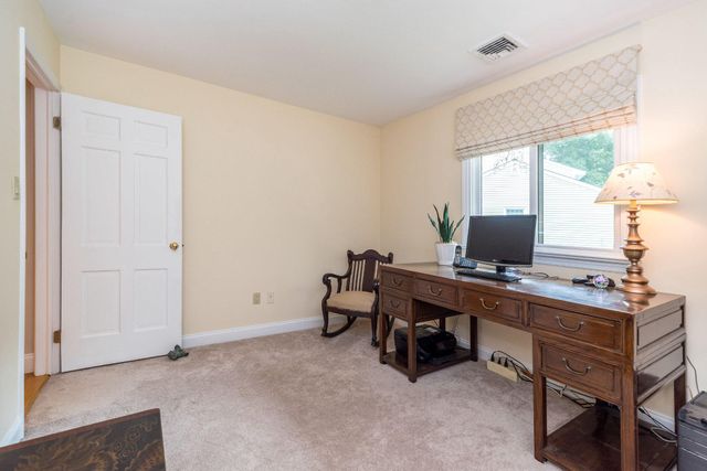 24 SPRINGTREE LN, Yardley, PA 19067