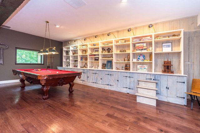 24 SPRINGTREE LN, Yardley, PA 19067
