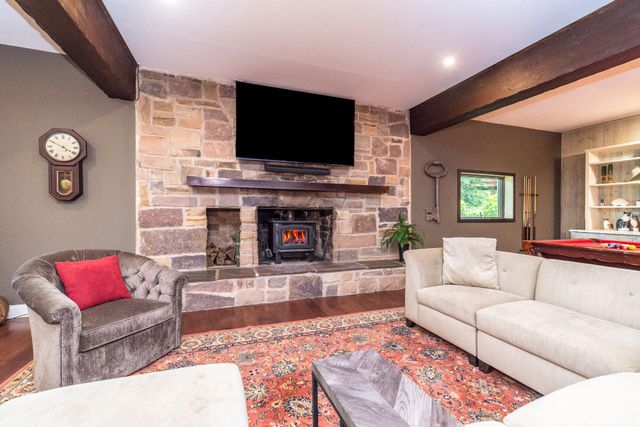 24 SPRINGTREE LN, Yardley, PA 19067