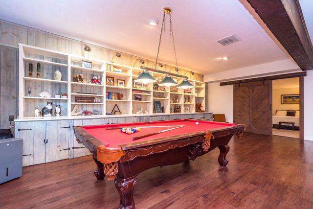 24 SPRINGTREE LN, Yardley, PA 19067