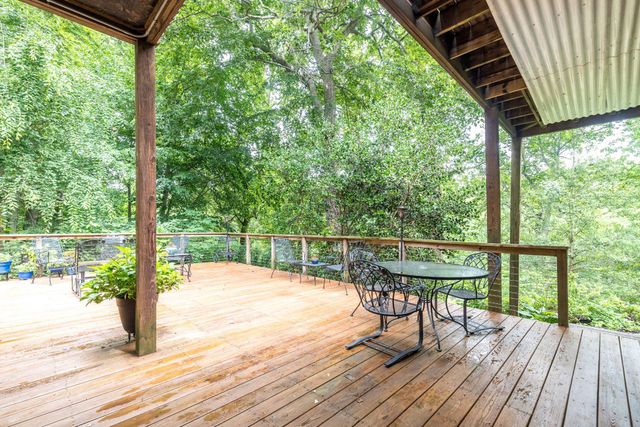 24 SPRINGTREE LN, Yardley, PA 19067