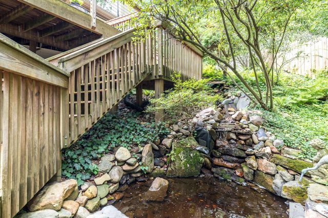 24 SPRINGTREE LN, Yardley, PA 19067