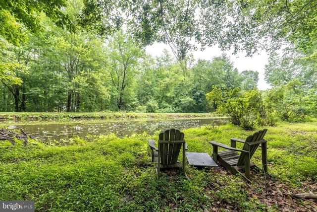 24 SPRINGTREE LN, Yardley, PA 19067