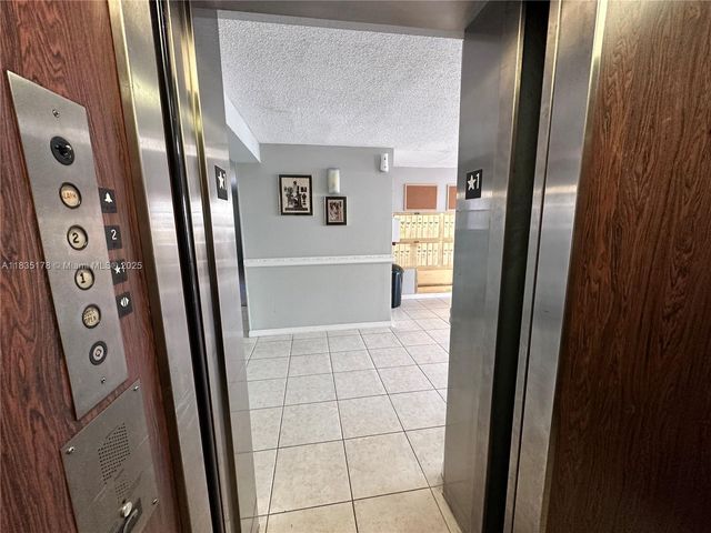2251 NW 48th Ter 214, Lauderhill, FL 33313