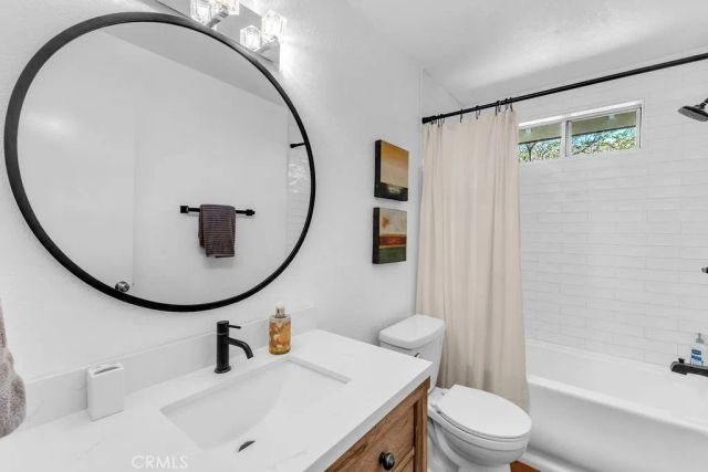 52810 Avenida Herrera, La Quinta, CA 92253