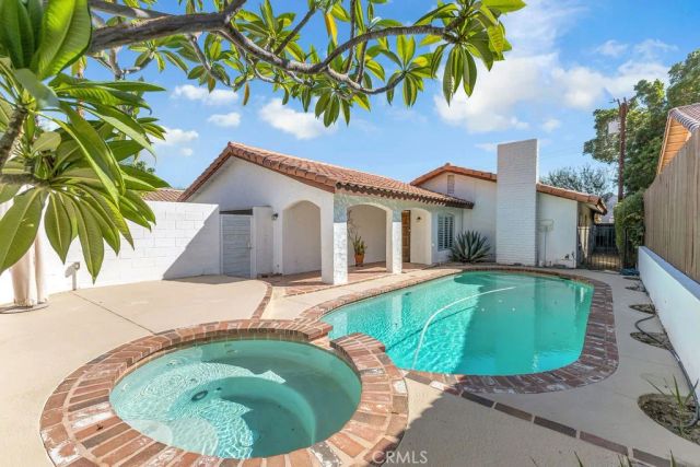 52810 Avenida Herrera, La Quinta, CA 92253