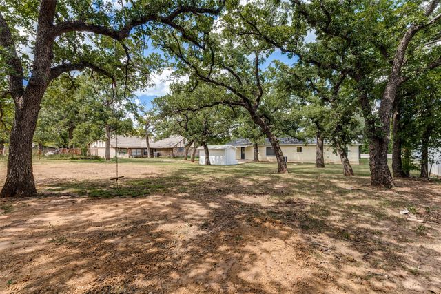 3074 W Highway 114, Paradise, TX 76073