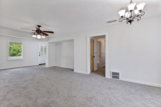 3074 W Highway 114, Paradise, TX 76073