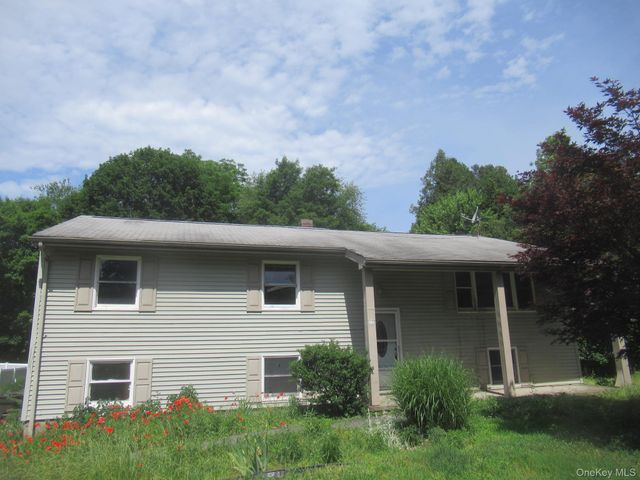 11 Myrtle Avenue, Walden, NY 12586